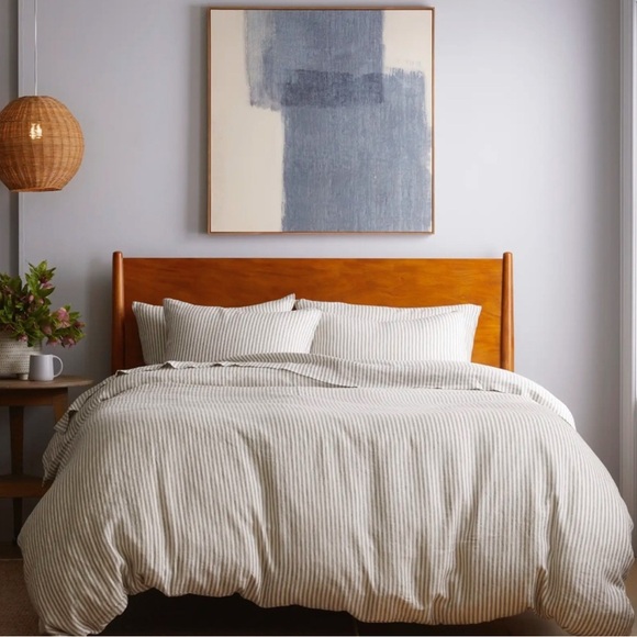 Quince European Linen Duvet Cover; Size King; Grey/White Stripe - Picture 1 of 4